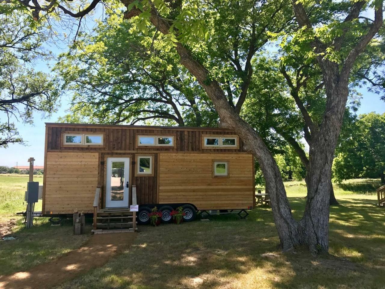 Elegant Tiny House in WacoâNear Magnolia Exterior foto