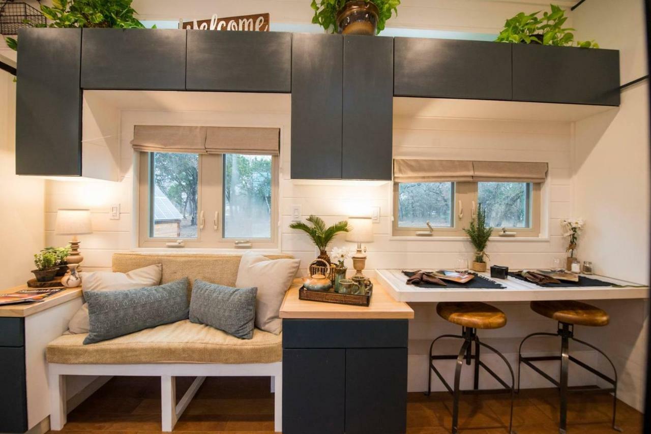 Elegant Tiny House in WacoâNear Magnolia Exterior foto