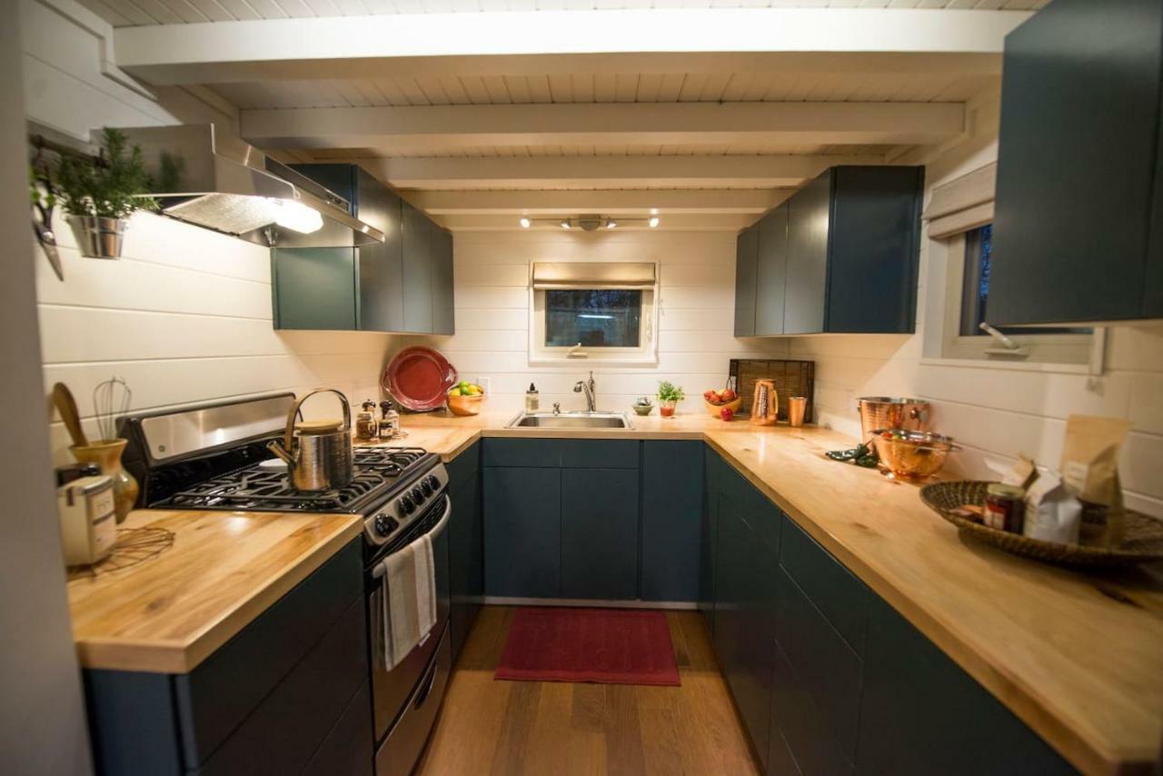 Elegant Tiny House in WacoâNear Magnolia Exterior foto